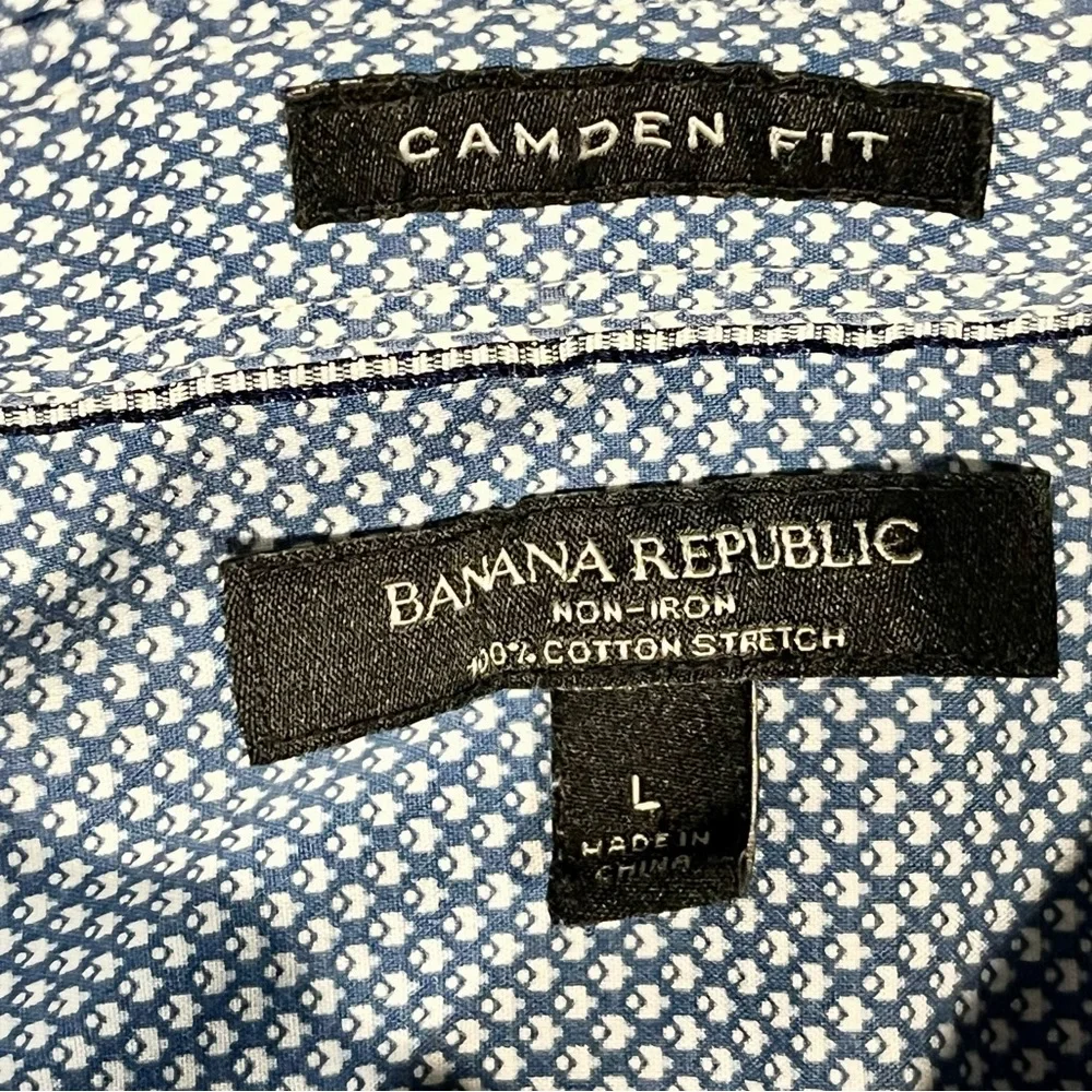 Banana Republic Blue Patterned Button Down Shirt Size L